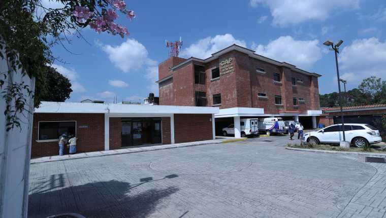 La Municipalidad de Santa Catarina Pinula construyó el edificio para que funcionara como un hospital en menor escala, han pasado diez años y aún no es aprovechado en su totalidad. (Foto Prensa Libre: Esbin García)      
