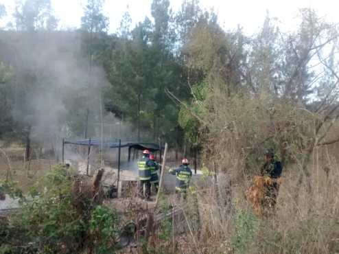 La familia no se encontraba en el lugar.