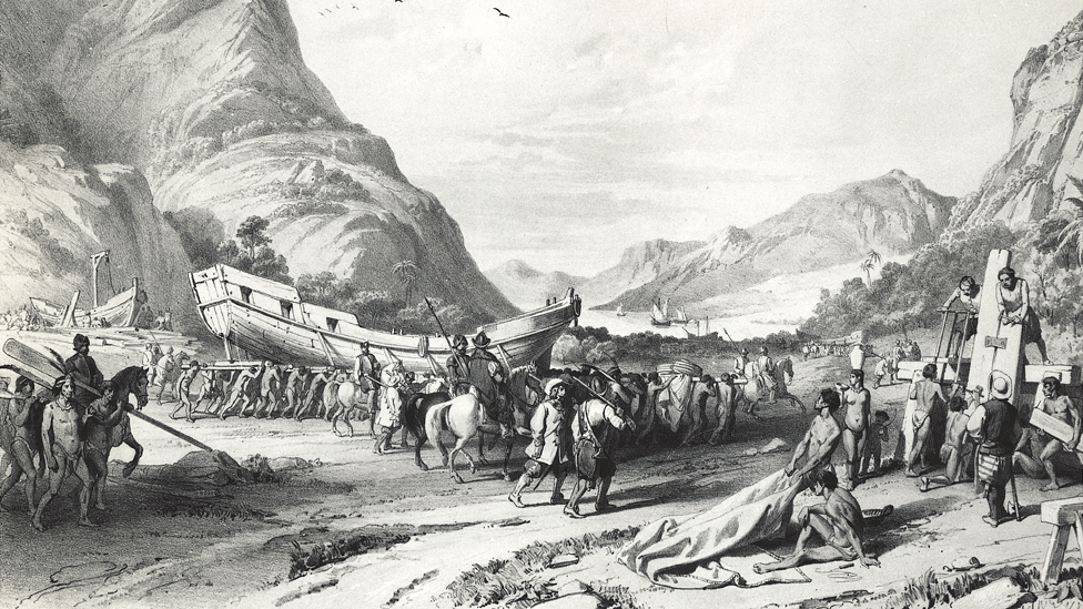 Grabado del siglo XVI donde se muestra a los españoles llevando botes de Tlaxcala a Tenochtitlan (hoy Ciudad de México) con ayuda de aliados indígenas. GETTY IMAGES