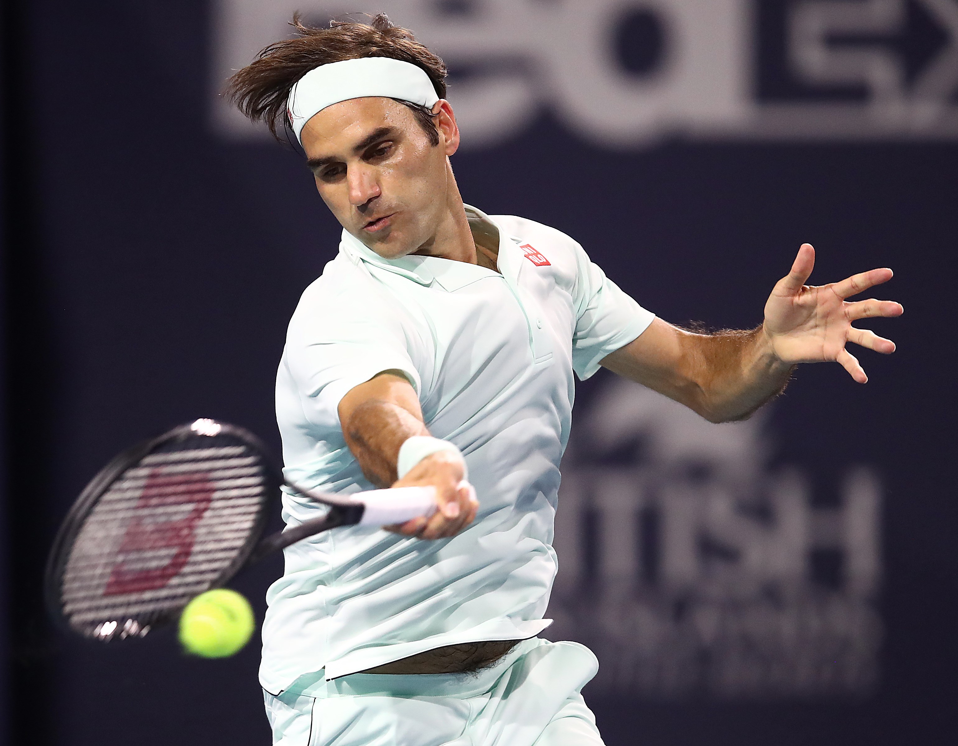 Roger Federer, en acción, en Miami. (Foto Prensa Libre: AFP)