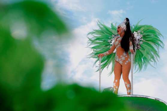 El Carnaval de Río de Janeiro en Brasil es el más famoso del mundo. 