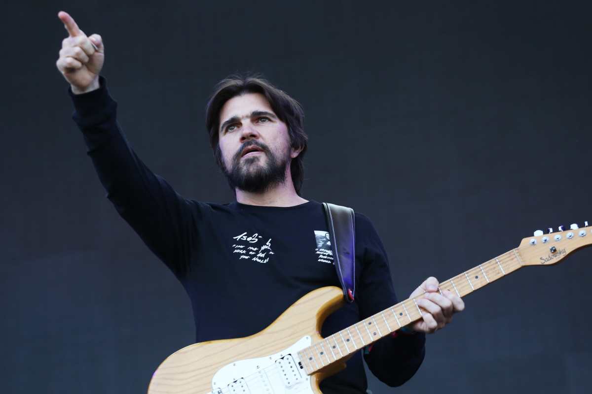 Juanes se pasa del rock a las canciones de cuna