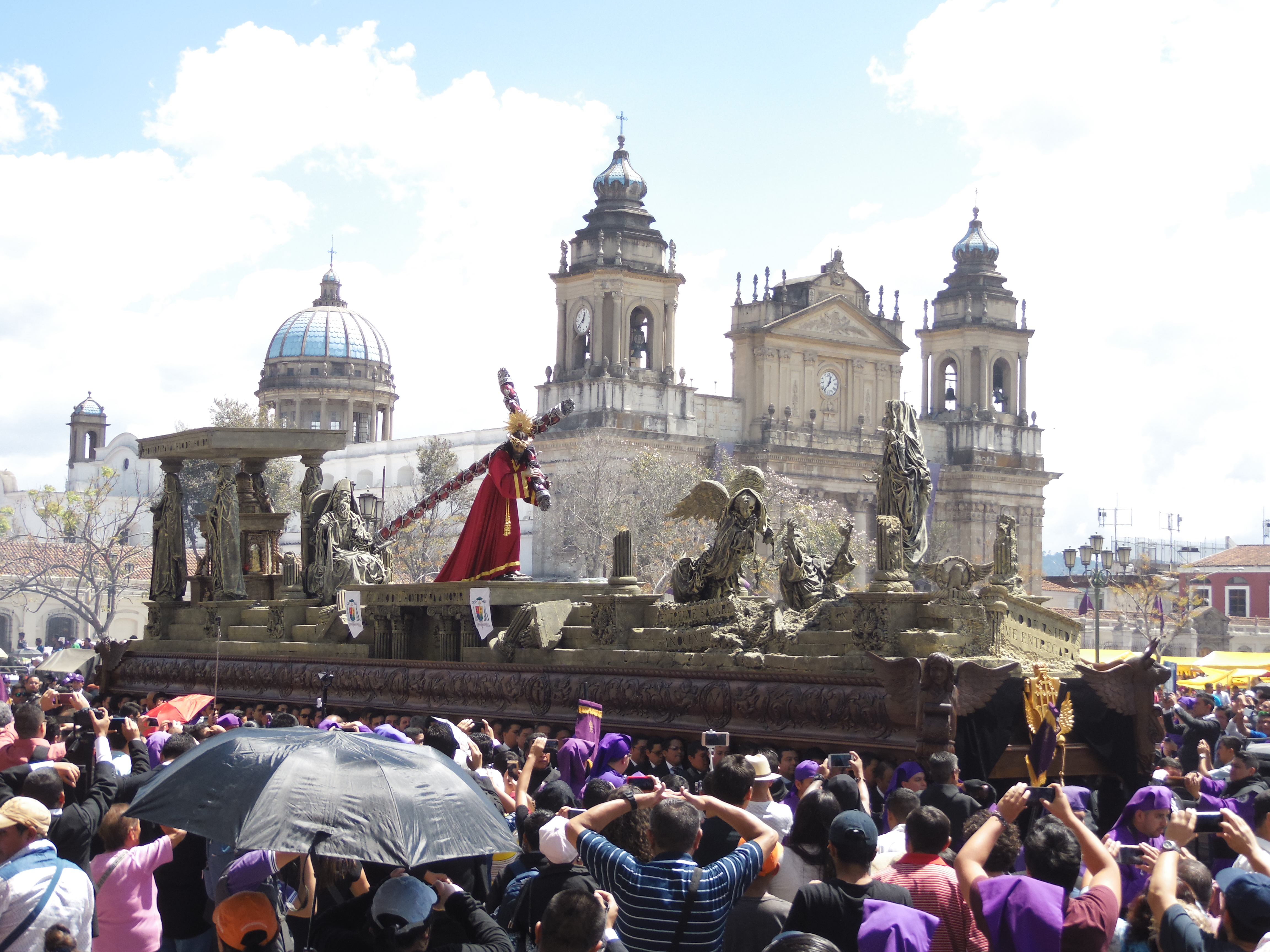 La procesión de Jesús Nazareno de la Justicia sale en procesión como es tradicional el segundo domingo de cuaresma. (Foto: Néstor Galicia)
