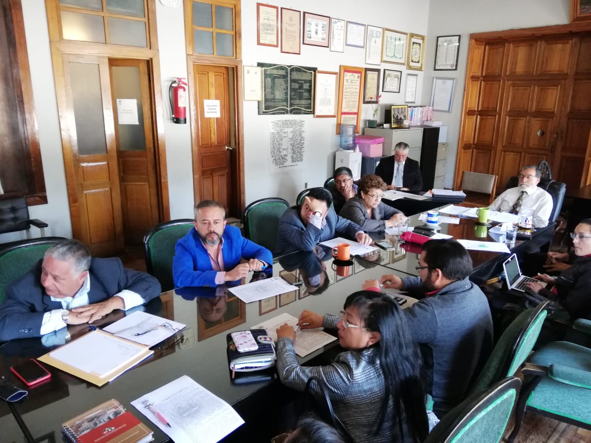Por falta de finiquito, tres integrantes del Concejo de Quetzaltenango  no participarán en la actual contienda electoral. (Foto Prensa Libre: Mynor Toc)