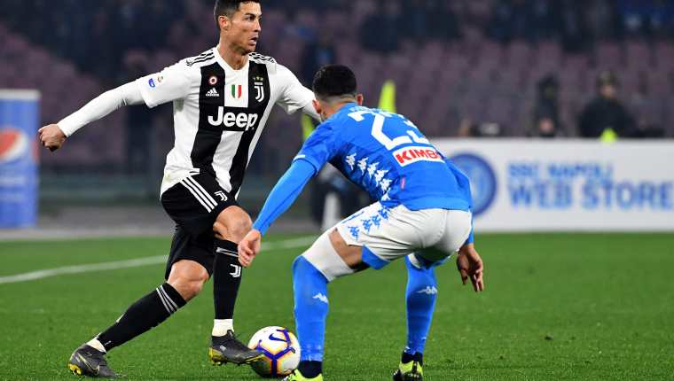 El técnico de la Juventus,  Massimiliano Allegri, indicó que le dará descanso a Cristiano Ronaldo. (Foto Prensa Libre: AFP).