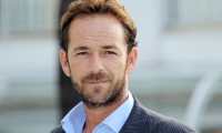 (FILES) In this file photo taken on October 05, 2010 Actor Luke Perry poses during the TV series photocall "Goodnight for Justice" during the 26th edition of the five-day MIPCOM, on October 5, 2010 in Cannes. - Actor Luke Perry, who starred in the hit 1990s television series "Beverly Hills, 90210," died on March 4, 2019 at the age of 52 after suffering a massive stroke, his agent said. (Photo by Valery HACHE / AFP)