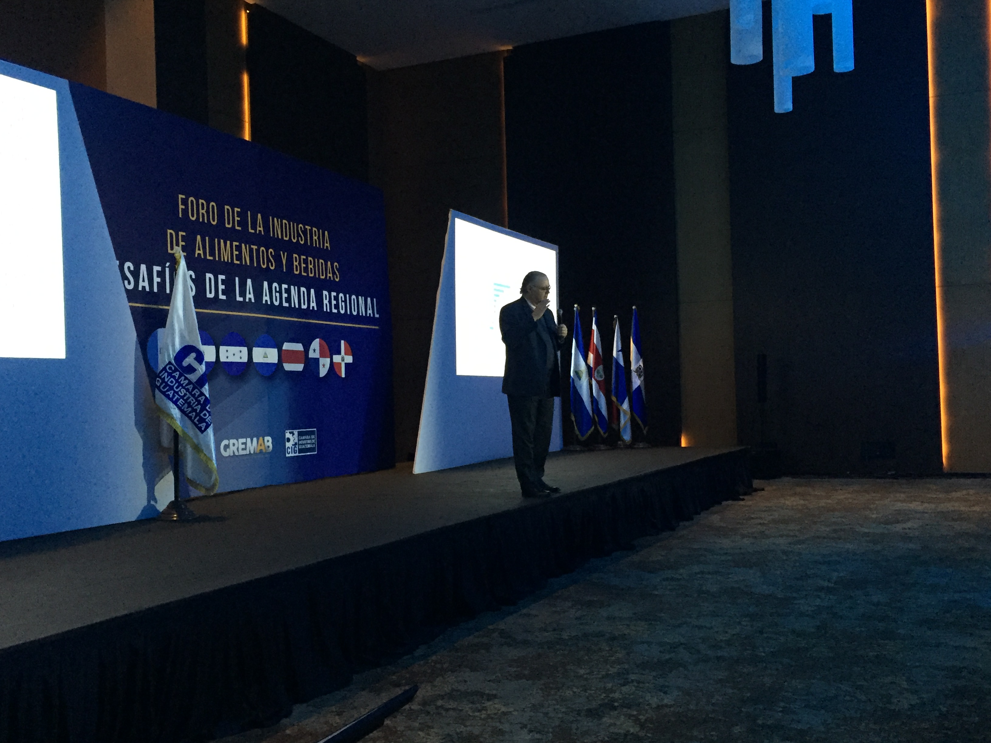 La Industria de Alimentos y Bebidas es de las más importantes a nivel centroamericano por su impacto económico en el Producto Interno Bruto regional que alcanza el 9%. (Foto Prensa Libre: Paula Ozaeta)