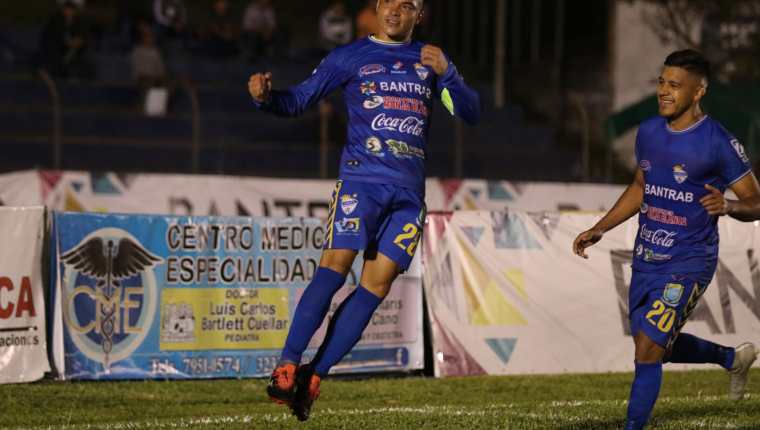 El brasileño Janderson Pereira suma ocho goles en el Clausura 2019. (Foto Prensa Libre: Eduardo Sam Chun)
