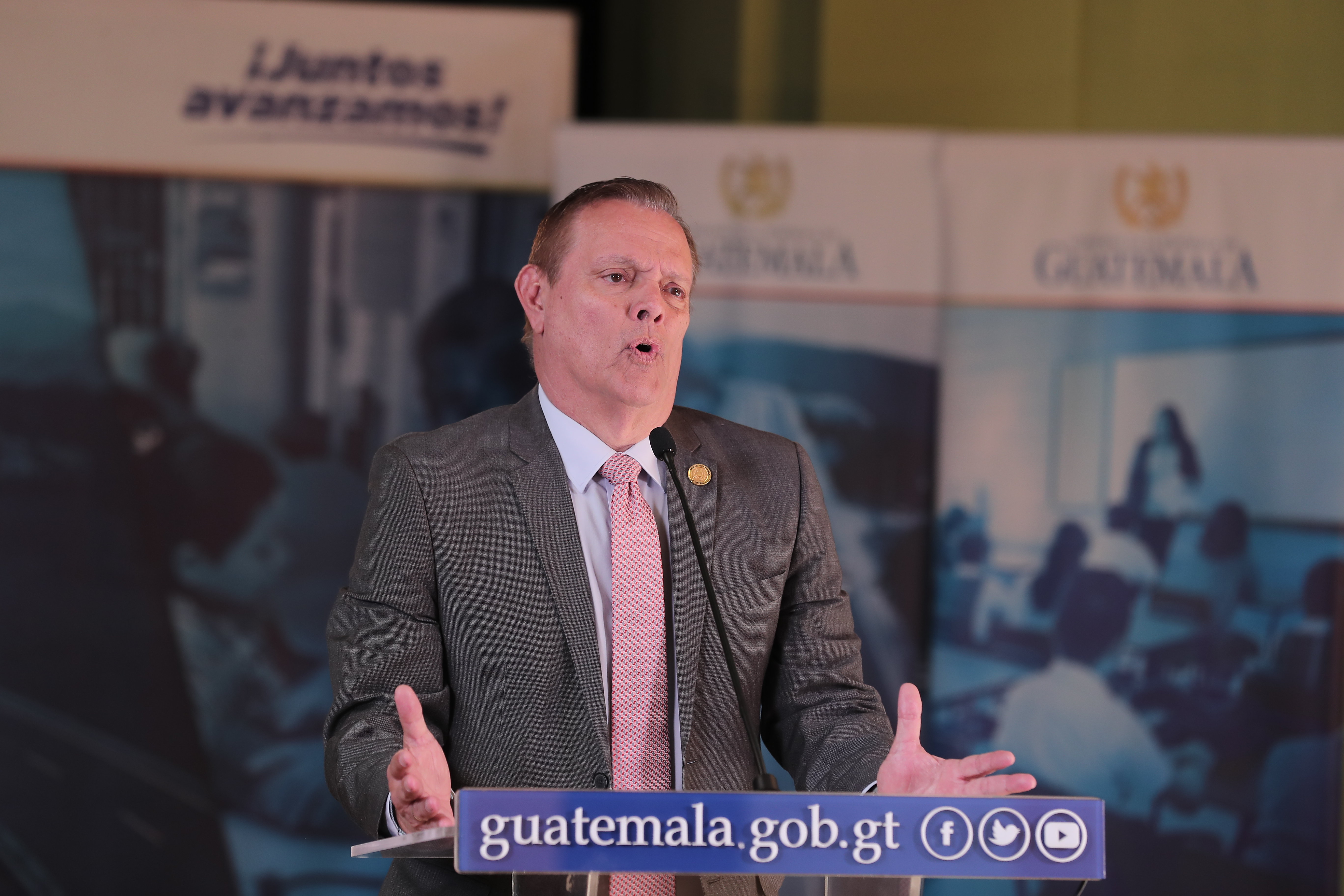 El exministro de Salud Carlos Soto es buscado por la Fiscalía contra la Corrupción, del MP. (Foto Prensa Libre: Hemeroteca PL)