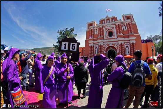 La procesión de Jesús Nazareno de Jocotenango es la tradicional del tercer domingo de Cuaresma en Sacatepéquez. Foto Prensa Libre: Roberto Masaya