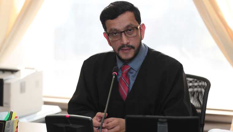 Víctor Cruz, juez Décimo de Instancia Penal. (Foto Prensa Libre: Hemeroteca PL)