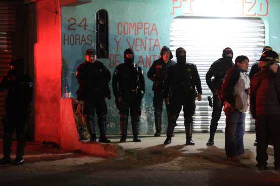 Fuerzas de seguridad también fueron trasladadas a Nahuala, Sololá. Foto Prensa LIbre: Carlos Hernández Ovalle