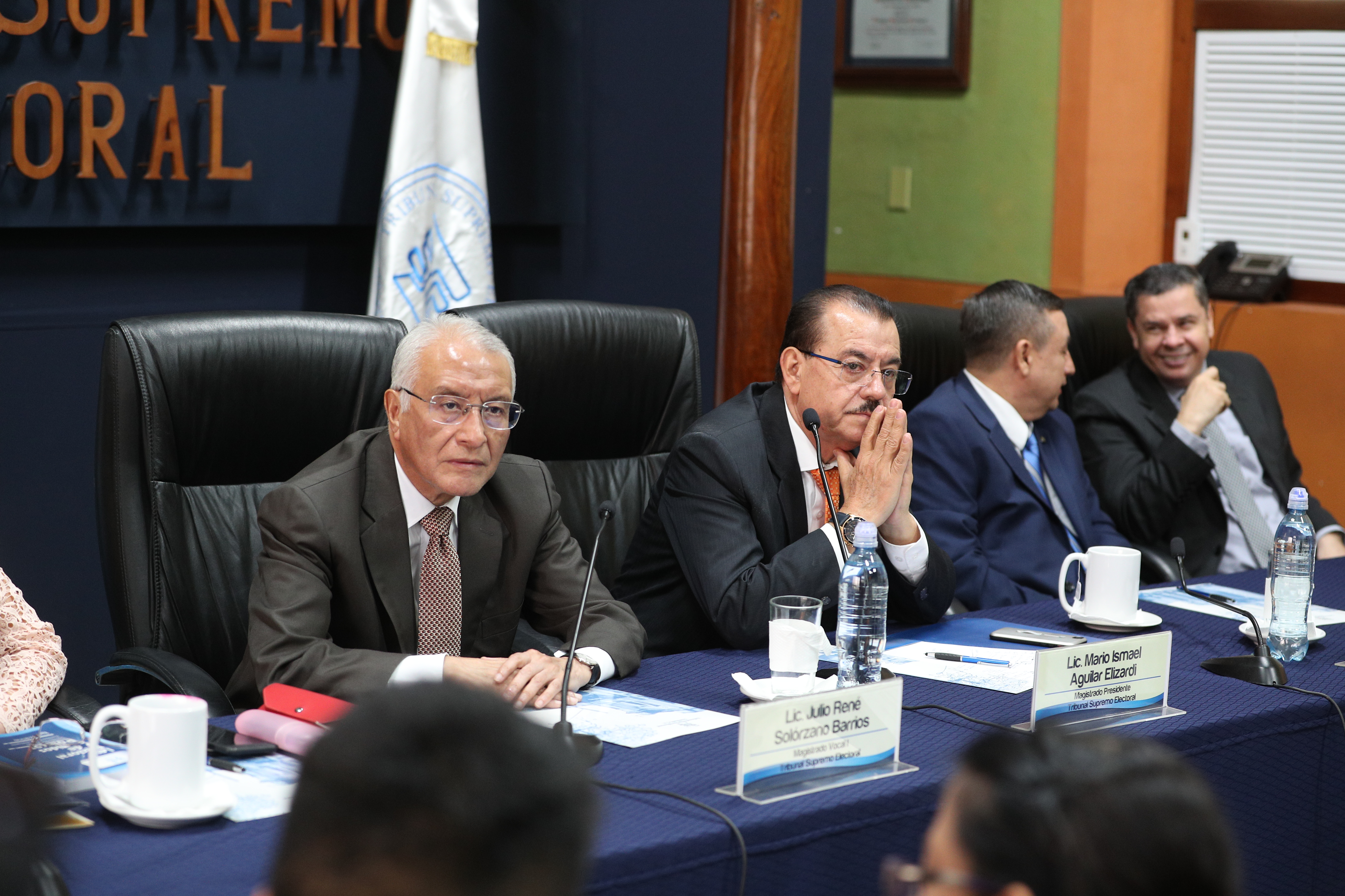 Los magistrados del TSE, durante la última reunión de fiscales de partidos políticos. (Foto Prensa Libre: Carlos Hernández)