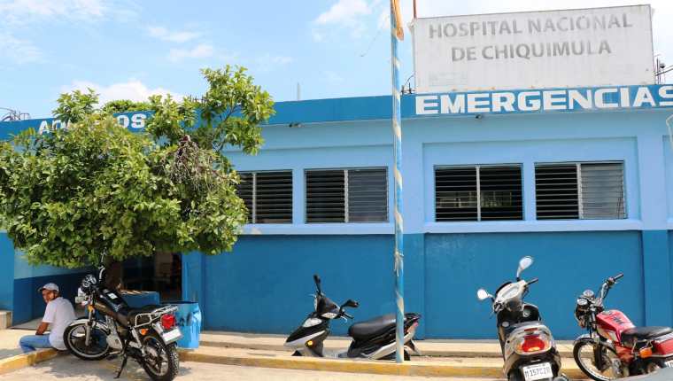 Hospital a donde fueron trasladados los dos menores localizados abandonados en Jocotán. (Foto Prensa Libre: Mario Morales).
