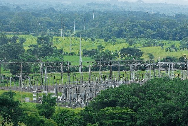 La Empresa Trecsa fue adjudicada en la licitación del 2010 para construir 866 kilómetros de red de transmisión. (Foto Prensa Libre: Kattia Vargas)