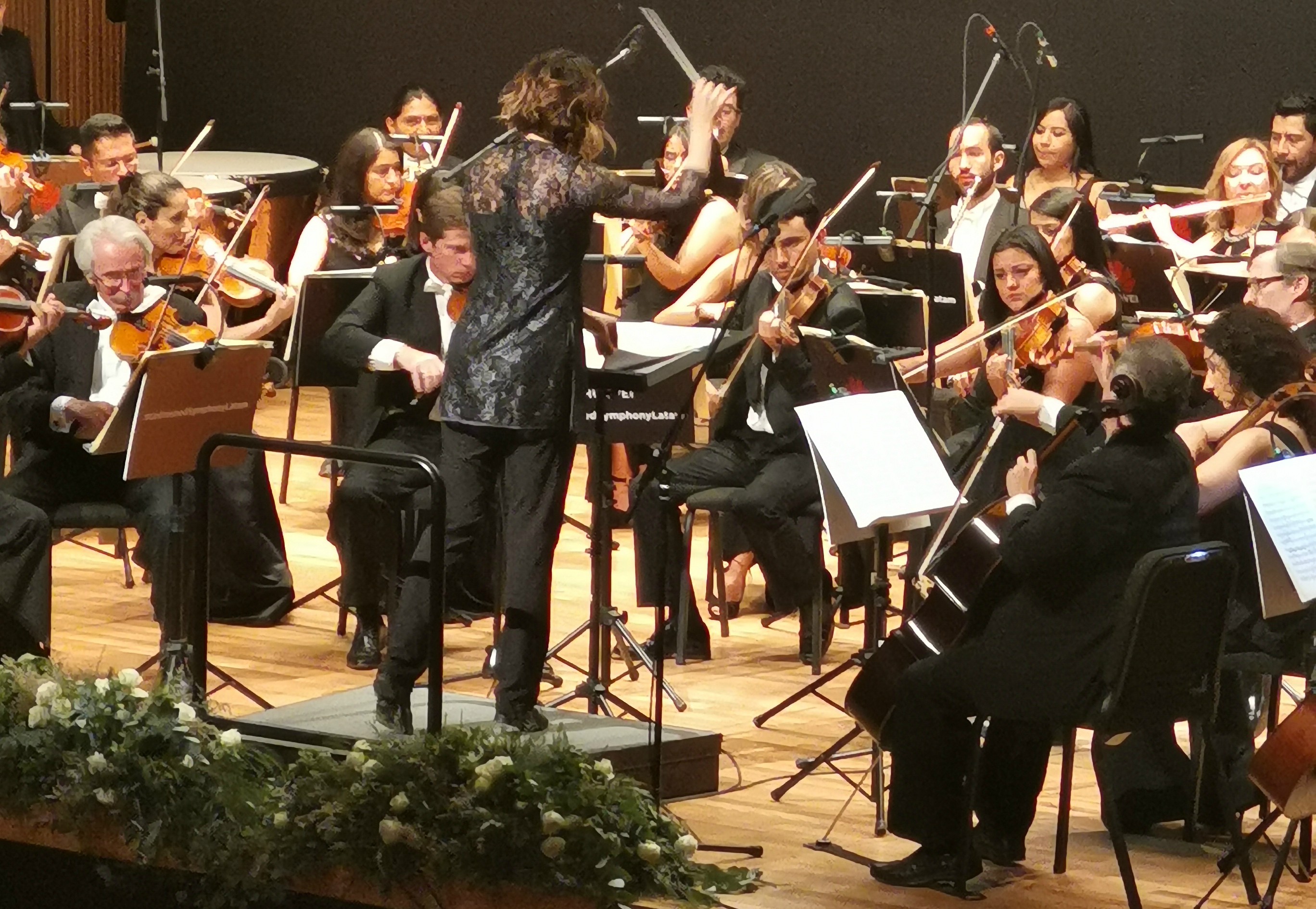 La sinfonía inconclusa, ahora con 4 movimientos y no con dos, se presentó en la Ciudad de México el 22 de marzo. (Foto Prensa Libre: Huawei)
