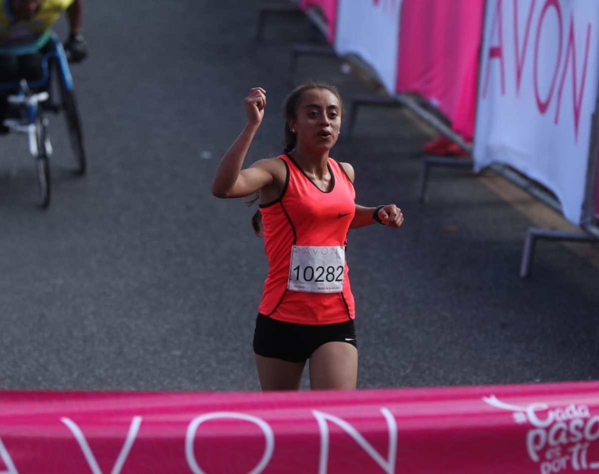 Heidi Villegas gana por segundo año consecutivo la Carrera Avón contra el cáncer de mama