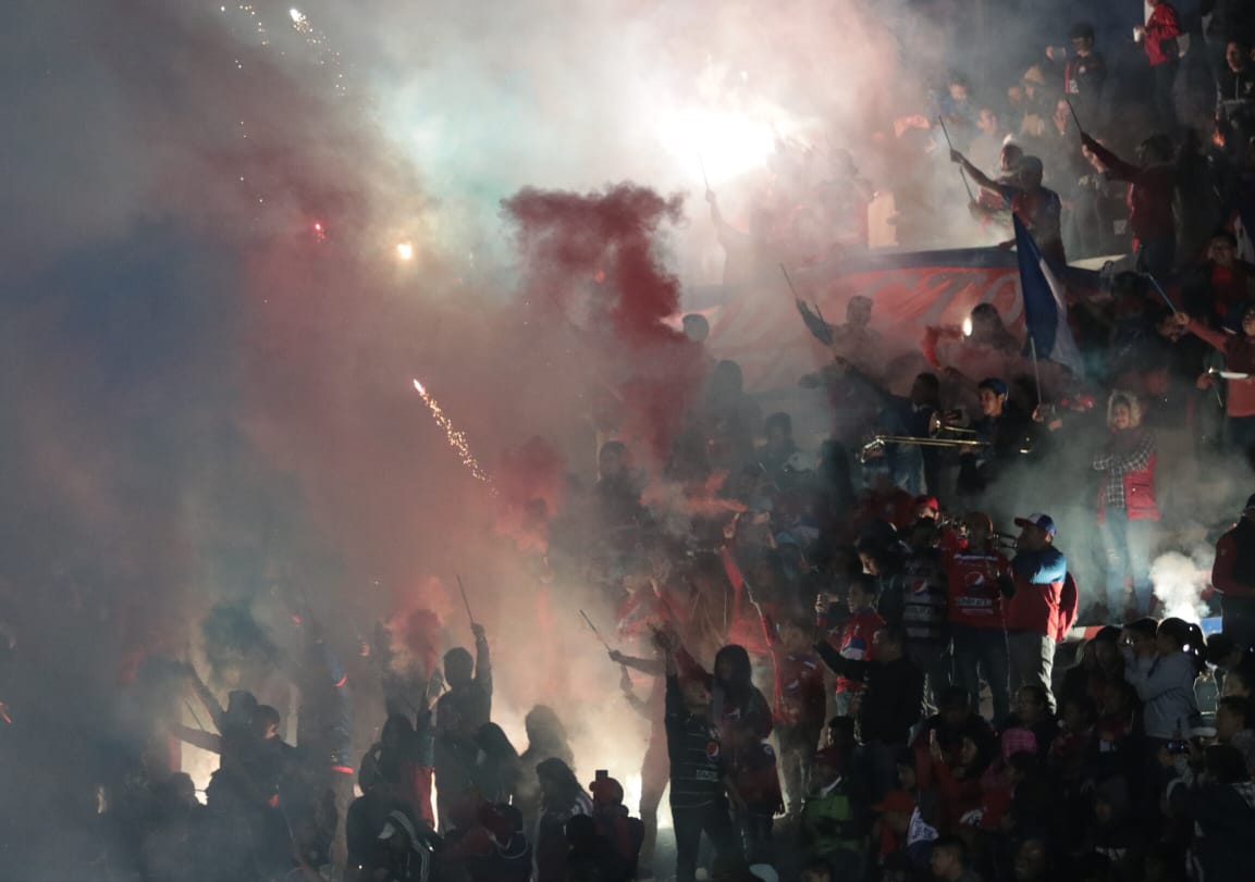 Los aficionados de Xelajú disfrutaron el triunfo de su equipo en el Mario Camposeco. (Foto Prensa Libre: Raúl Juárez)