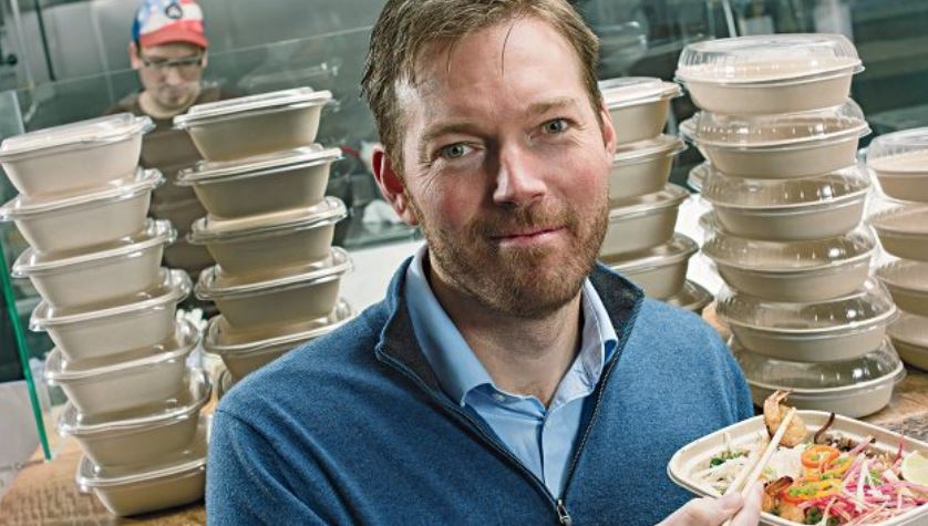 Desde el lanzamiento de Uber Eats, su líder, Jason Droege, ha recibido el 18% de sus comidas vía Eats, incluido este tazón de fideos. (Foto Prensa Libre: Tim Pannel para Forbes)