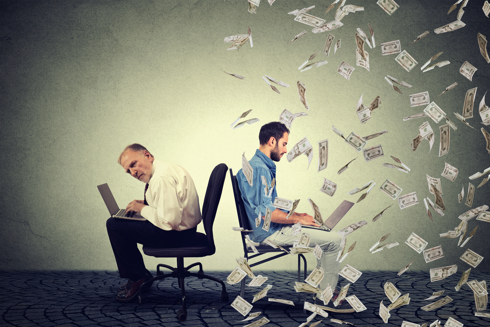 El emprendedor admite que sí existe mucho dinero, pero no hay una buena conexión actualmente entre los recursos y los emprendedores. (Foto Prensa Libre: Shutterstock)