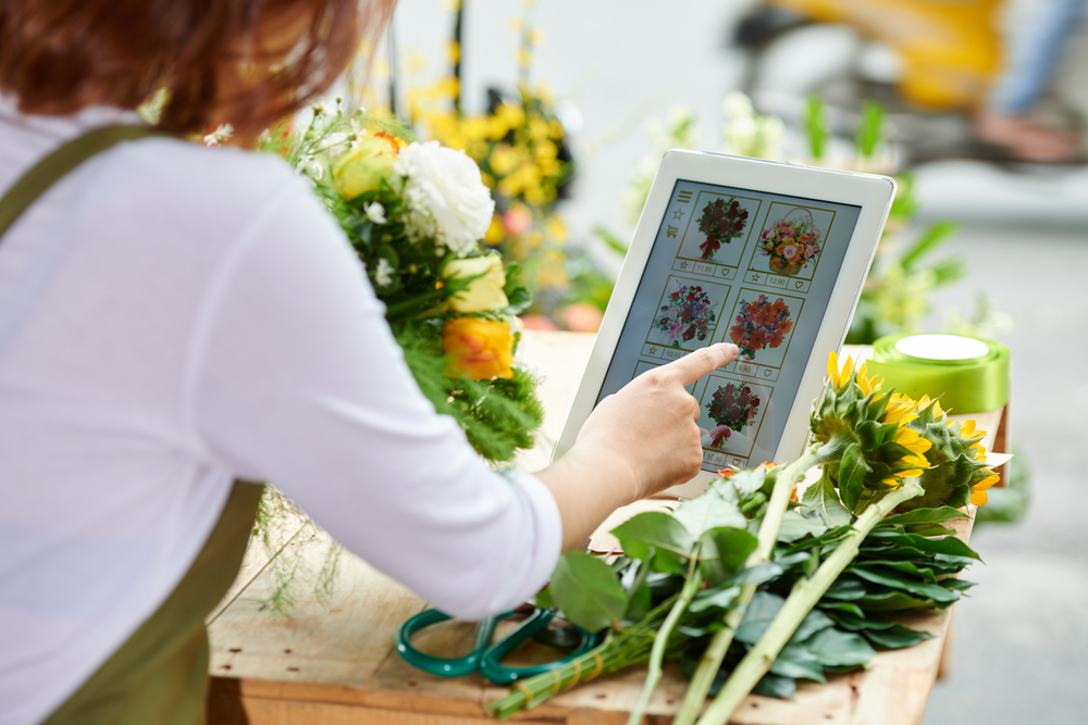 Es crucial definir el tipo de flores y arreglos que ofrecerá. Considere también los canales digitales para este negocio. (Foto, Prensa Libre: Shutterstock)