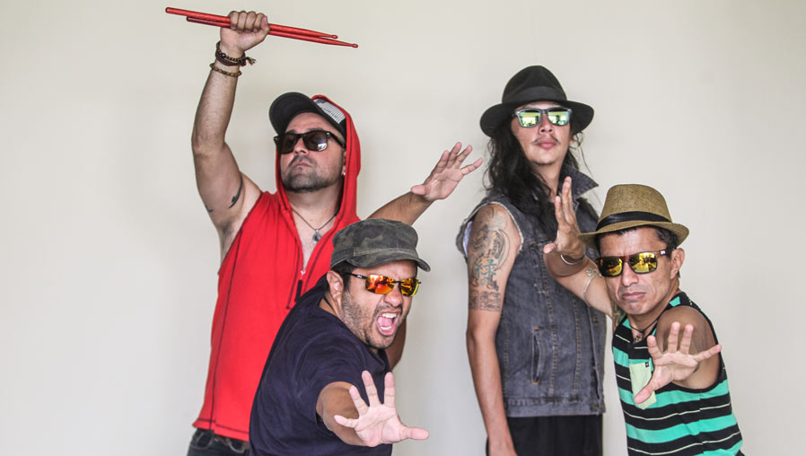 La banda guatemalteca Viernes Verde promueve el disco "Trinidad". (Foto Prensa Libre: Keneth Cruz)