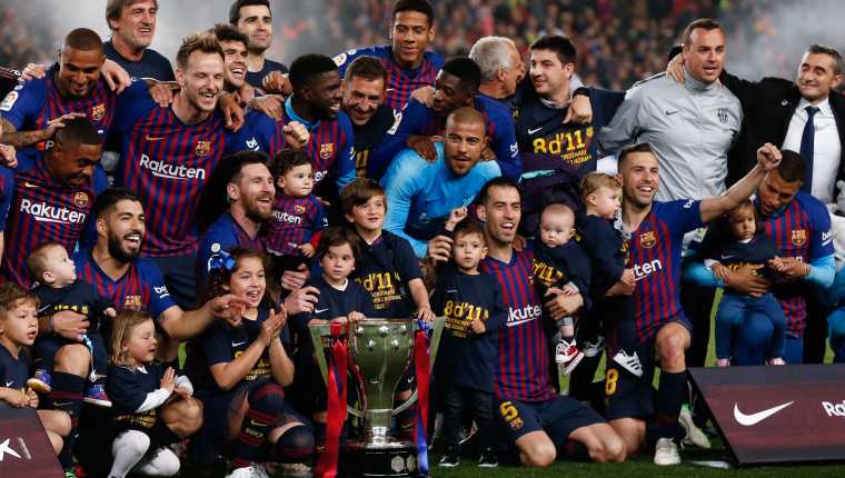 Lionel Messi proclama al Barcelona campeón de LaLiga española en la temporada