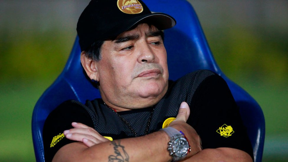 Diego Armando Maradona es el técnico de los Dorados de Sinaloa. Foto: Getty Images