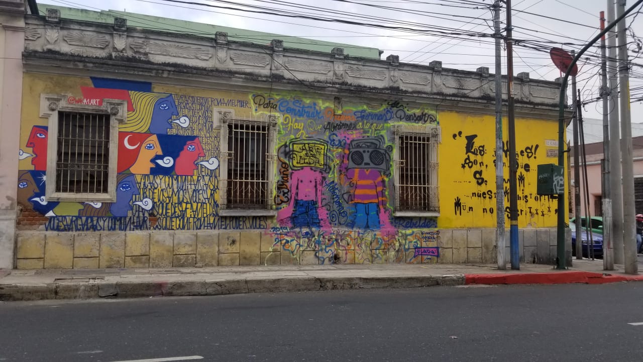 Murales pintados en 20 puntos del Centro Histórico capitalino. (Foto Prensa Libre: Eslly Melgarejo)