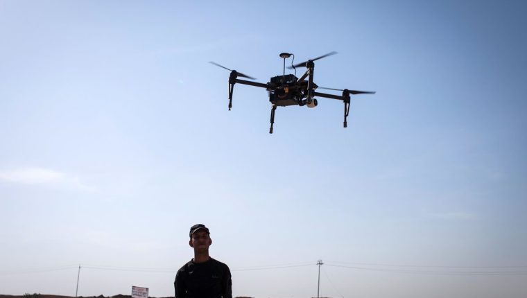 Un dron fue utilizado por un grupo criminal para intentar facilitar la entrada de un grupo de migrantes indocumentados a Estados Unidos. (Foto Prensa Libre: Hemeroteca PL)