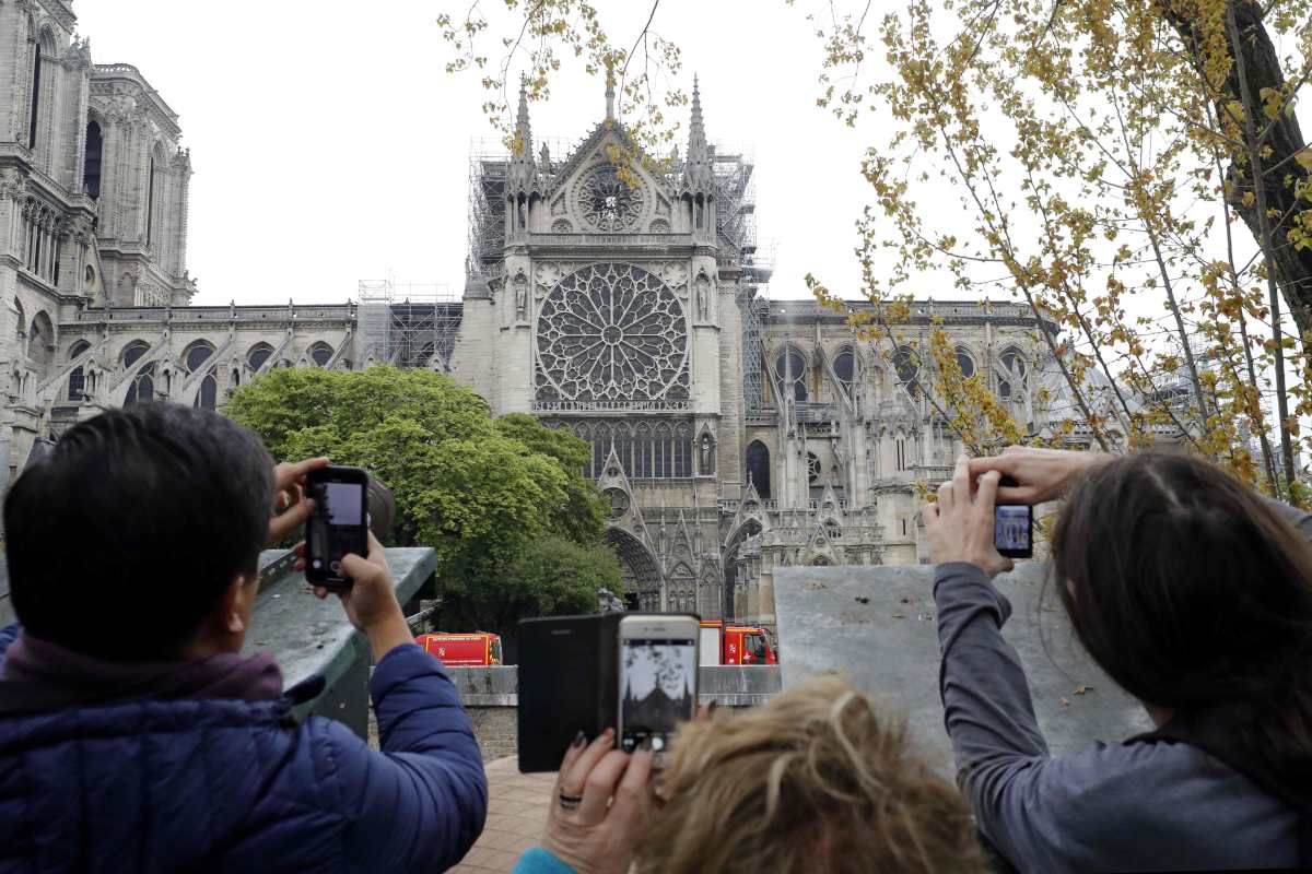 Los tres símbolos de la Catedral de Notre Dame que están a salvo