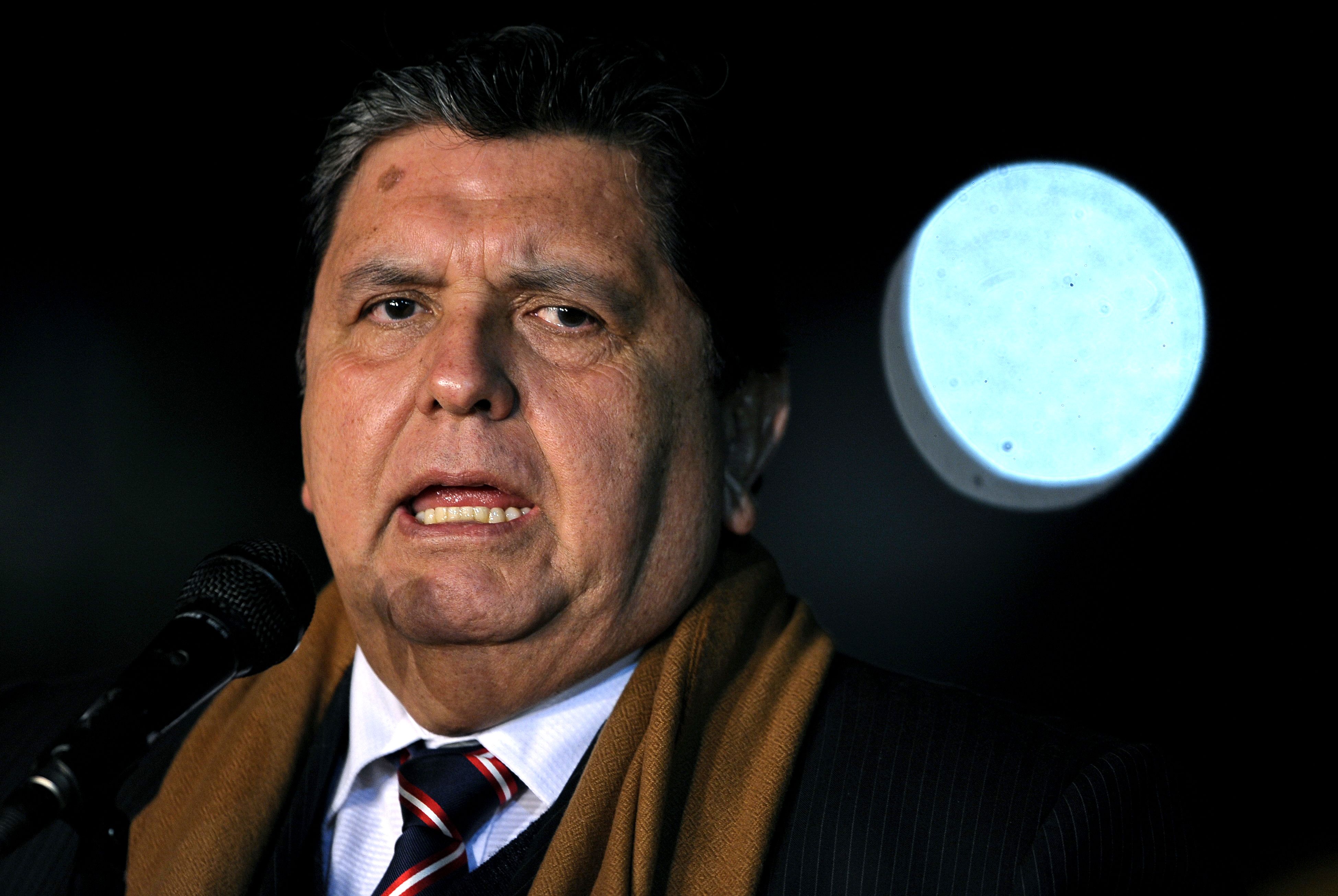 El expresidente Alan García es señalado de formar parte de la trama de corrupción de la brasileña Odebretch. (Foto Prensa Libre: AFP)