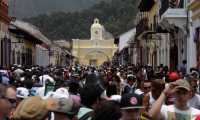 La ciudad Colonial 
de Antigua Guatemala es durante Semana Santa, el destino turístico más visitado. (Foto, Prensa Libre: Inguat).