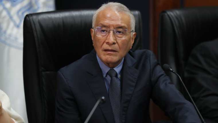 Julio Solórzano, presidente del TSE respondió a JImmy Morales por sus críticas.(Foto Prensa Libre: Érick Ávila)