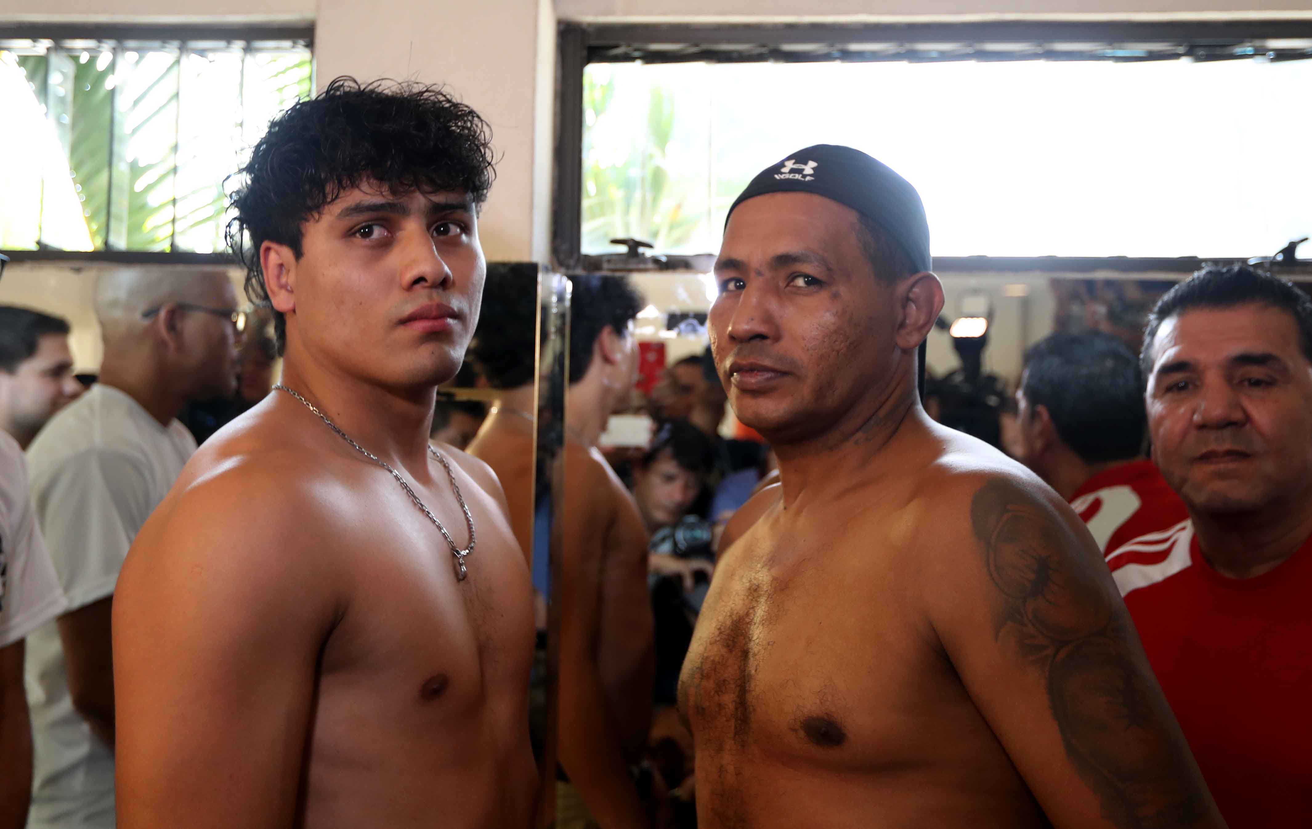 Léster Martínez y Ricardo Mayorga sostendrán hoy una pelea en Futeca Cayalá. (Foto Prensa Libre Carlos Vicente)