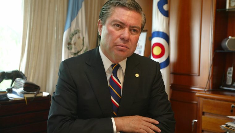Esta sería la cuarta ocasión que Mario Estrada se postularía para la Presidencia. (Foto Prensa Libre: Hemeroteca PL)