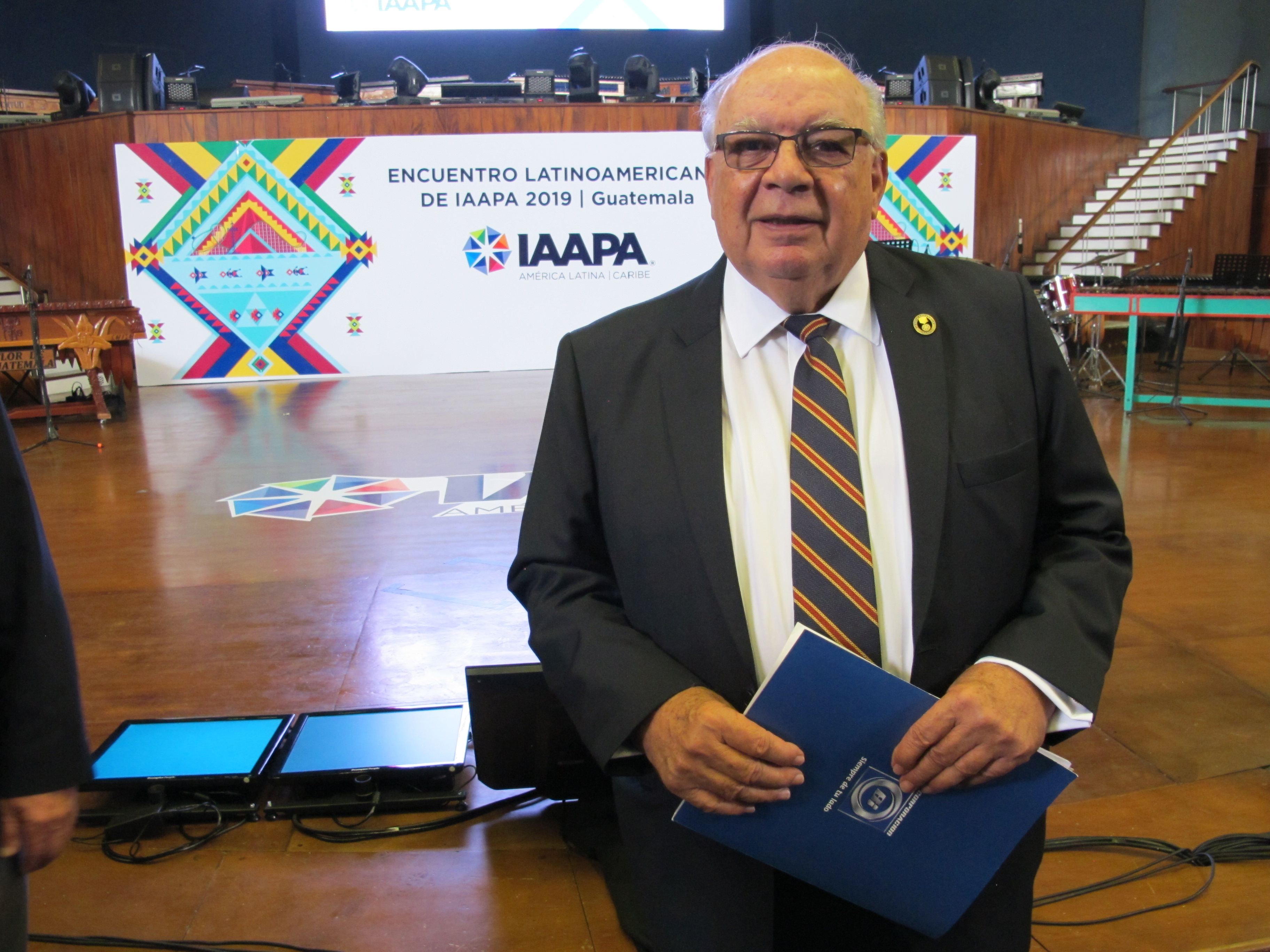 Diego Pulido, gerente general y director corporativo del Grupo Financiero Corporación BI, habla de la situación política y económica de Guatemala. (Foto Prensa Libre: María Reneé Barrientos)