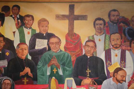 La muerte de Monseñor Juan Gerardi y sus causas han sido expuestas en varios libros. 