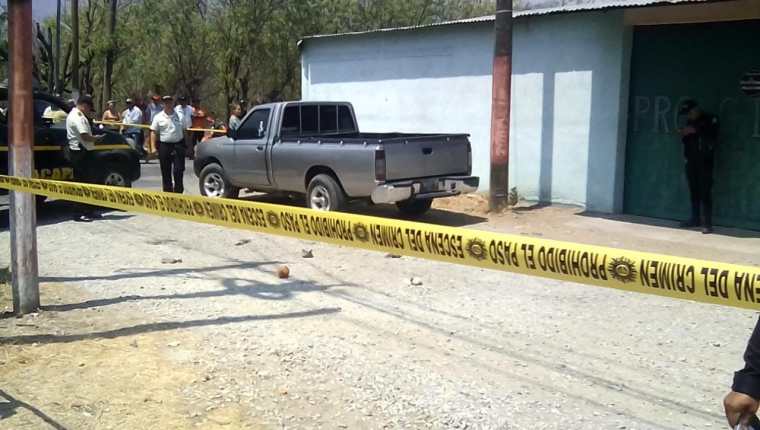 
El ataque ocurrió en la ruta que conduce a Chispán, Estanzuela, Zacapa. (Foto Prensa Libre: Cortesía PNC)