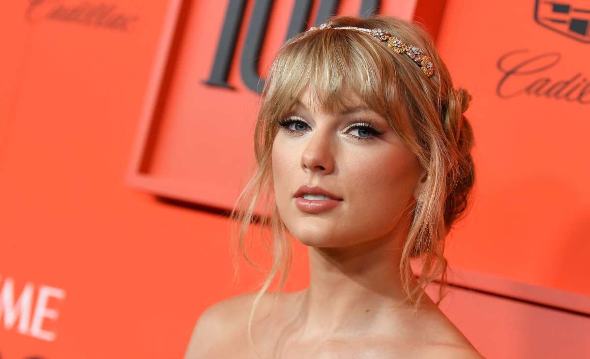 Taylor Swift sorprende a sus seguidores con nuevo video y cautiva en las redes sociales