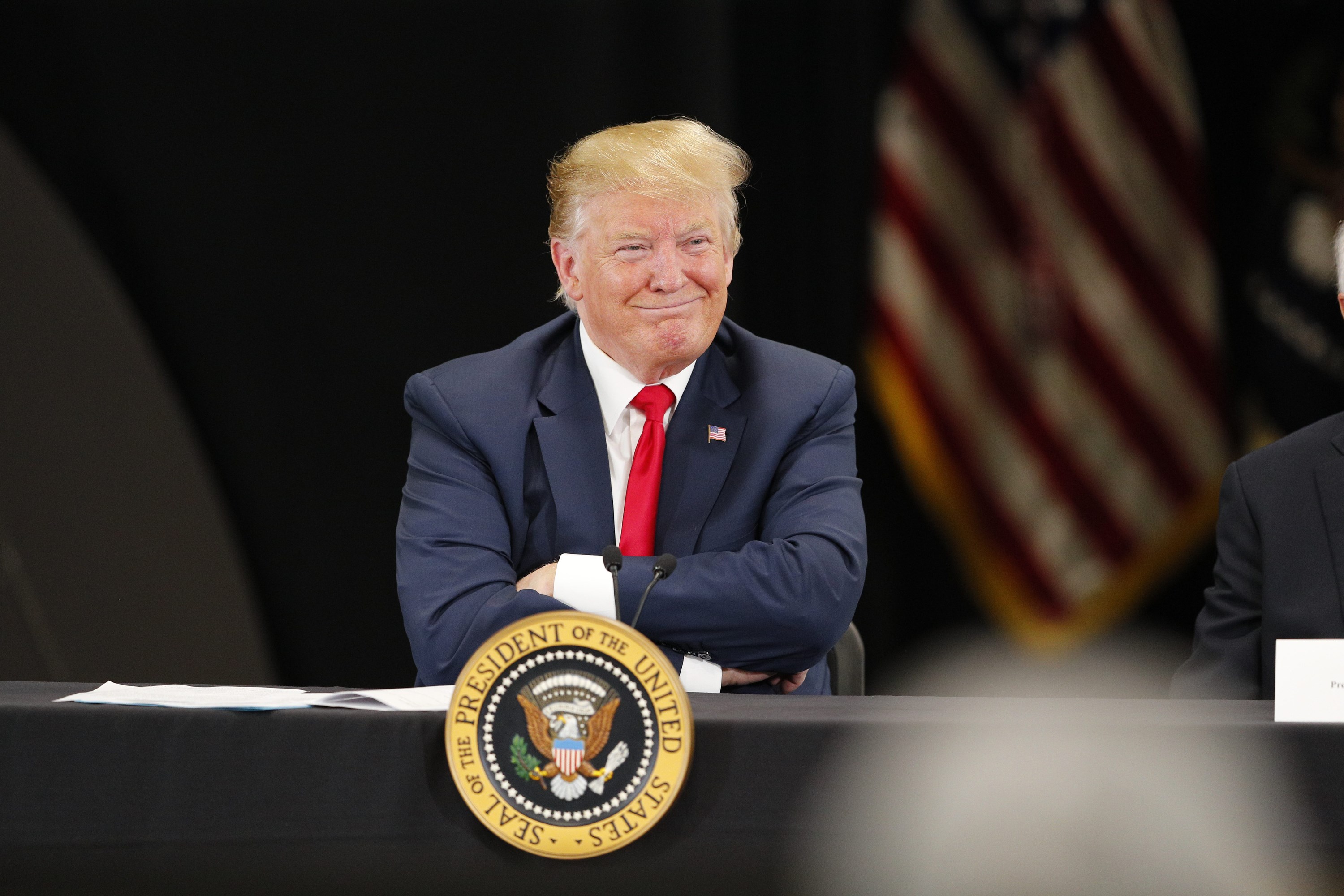 Días después de la catástrofe, el presidente ordenó la suspensión de los vuelos de los aviones Boeing 737 MAX 8 y 9. (Foto Prensa Libre: AFP)