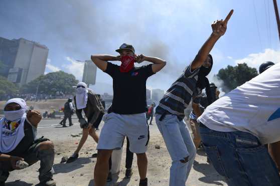 Los venezolanos en el mundo se han unido a las muestras de repudio contra el gobierno venezolano. Foto Prensa Libre: AFP 