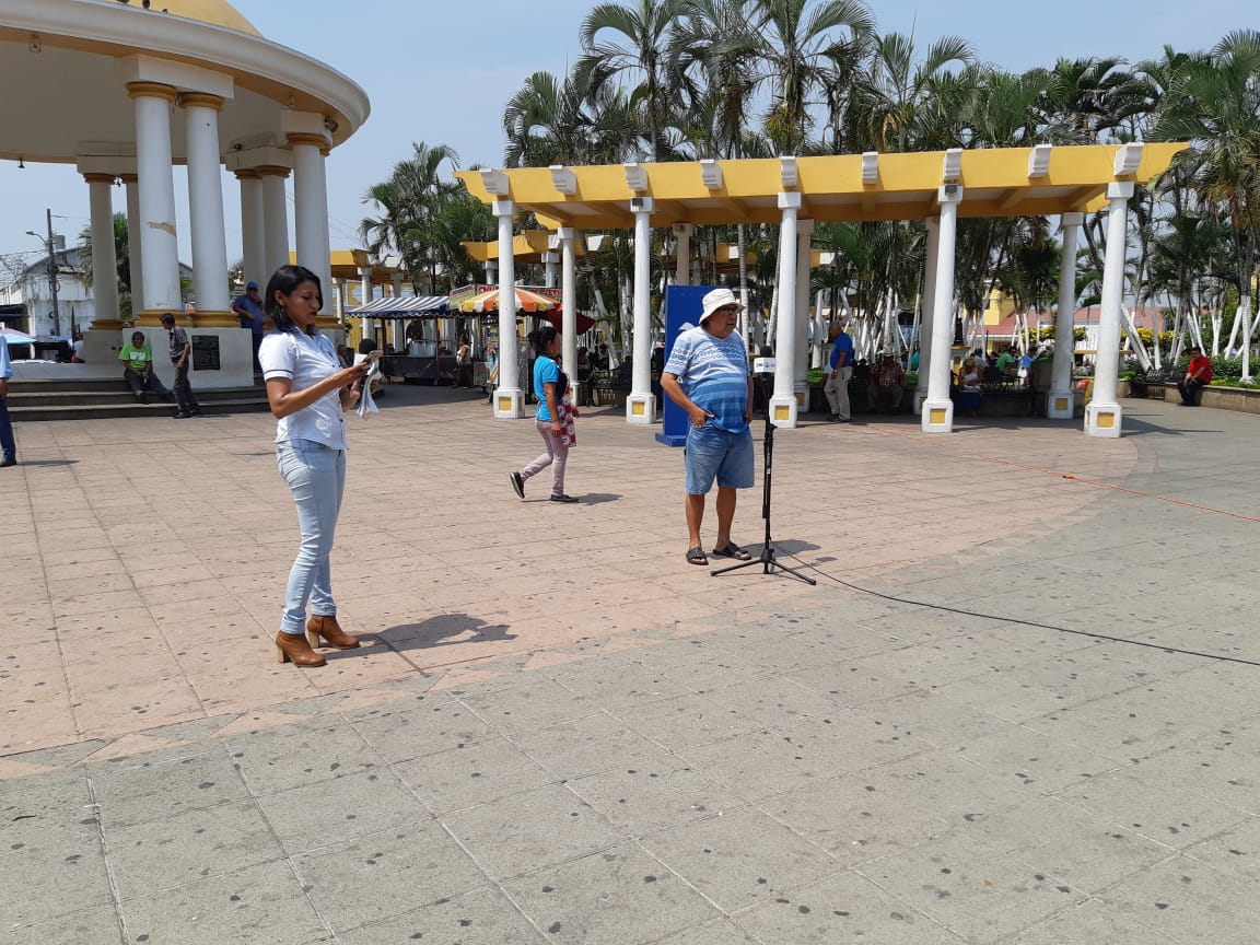Cabildo Abierto se realizó este lunes en la Plaza Central de Escuintla.(Foto Prensa Libre: Carlos Paredes)
