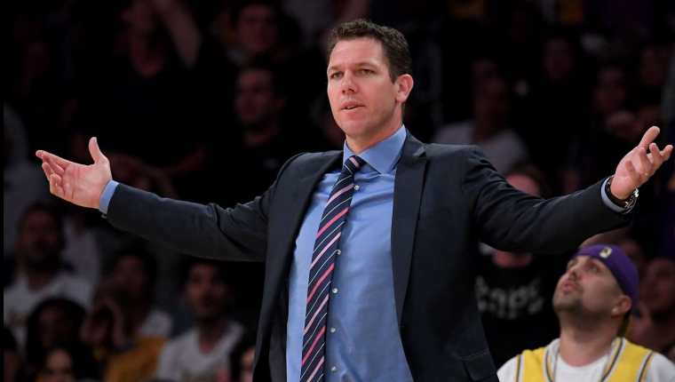El entrenador de Sacramento Kings, Luke Walton, fue denunciado por abuso sexual. (Foto Prensa Libre: AFP).
