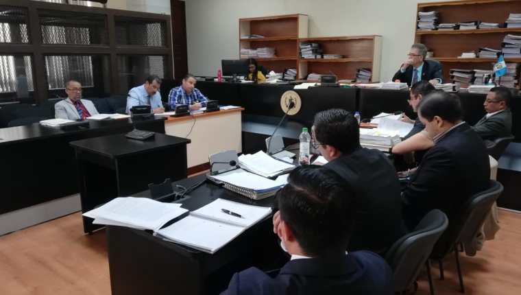 La repetición de la 
audiencia intermedia del caso Siekavizza se realiza en el Juzgado de Mayor Riesgo B. (Foto Prensa Libre: Kenneth Monzón)
