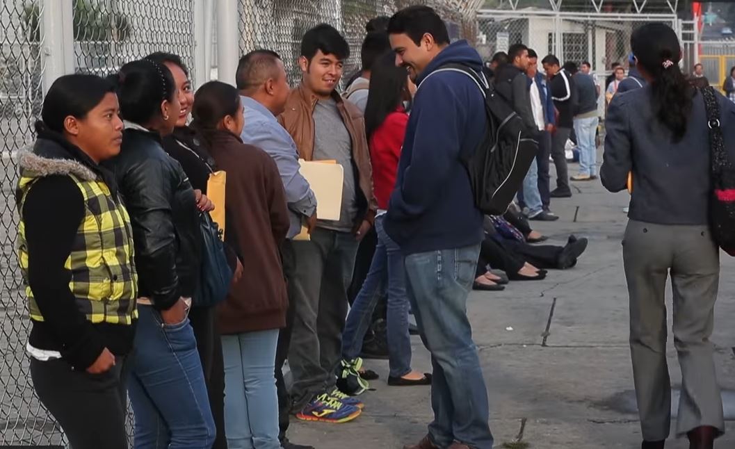 La OIT sugiere que se debe garantizar la equidad de género en el nuevo mercado laboral, acompañado de protección social y asegurar un trabajo decente para todos. (Foto Prensa Libre: Hemeroteca PL)