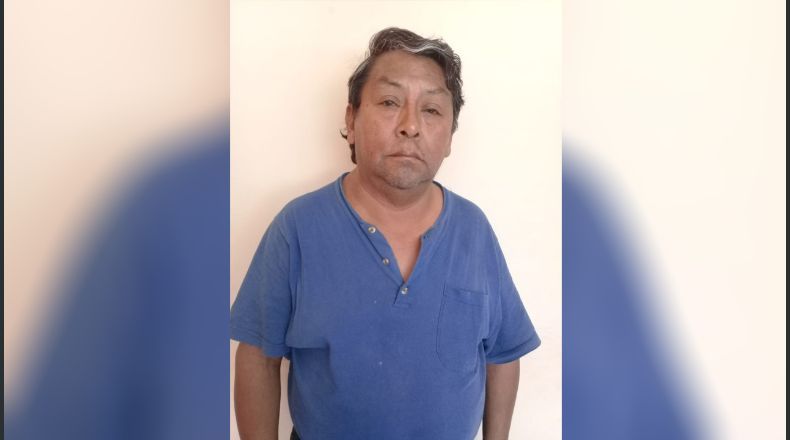 El sacerdote José Venancio Boror Uz fue detenido en El Salvador por supuestamente agredir sexualmente a una niña de 6 años. (Foto Prensa Libre: Tomada de la PNC de El Salvador)