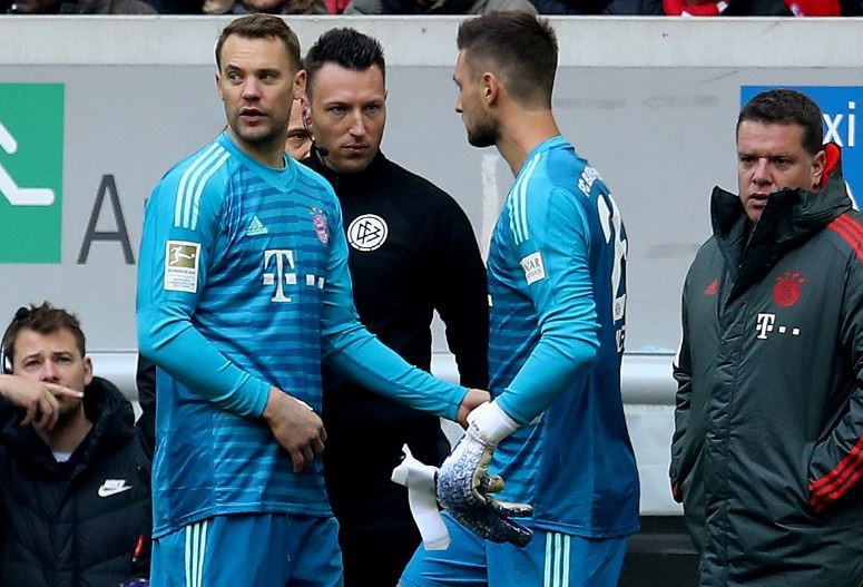 El arquero del Bayern de Múnich Manuel Neuer confía jugar antes de finalizar el torneo alemán.  (Foto Prensa Libre: AFP).