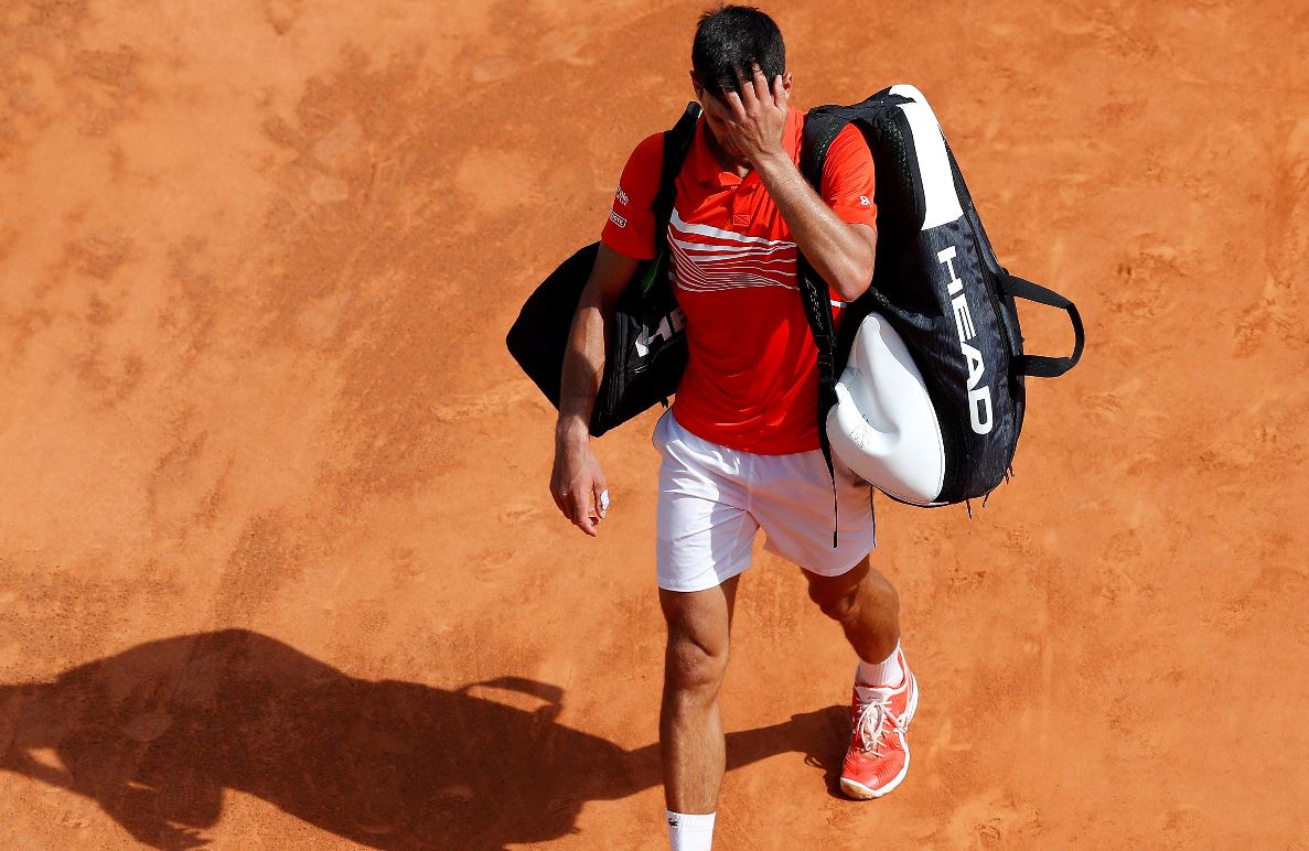 El serbio Novak Djokovic fue eliminado de los cuartos de final de Montecarlo. (Foto Prensa Libre: AFP).