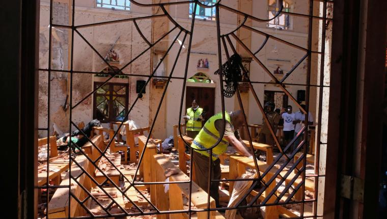 La iglesia de San Sebastián en la ciudad de Negombo fue una de las que sufrió uno de los atentados el pasado fin de semana. (foto Prensa Libre: EFE)